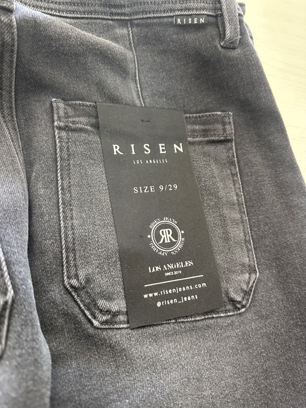 New w tags. Risen jeans washed black. Cropped wide leg - Picture 4 of 4